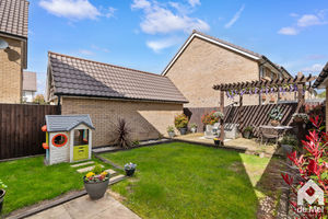 Photo 16- click for photo gallery